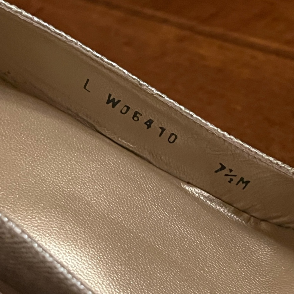 • Stuart Weitzman Heels - Picture 8 of 9